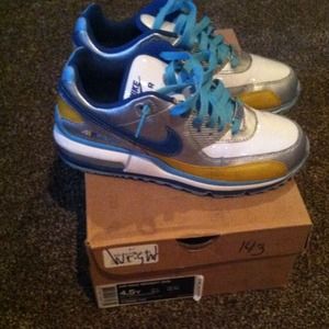 Nike Air Max Wrights (GS) size 4.5 womens size 6.5