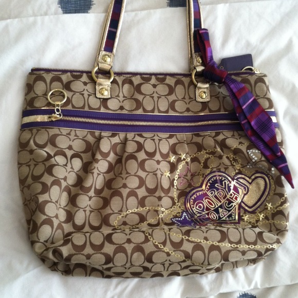 Coach Poppy Glam tote with appliqué 15882