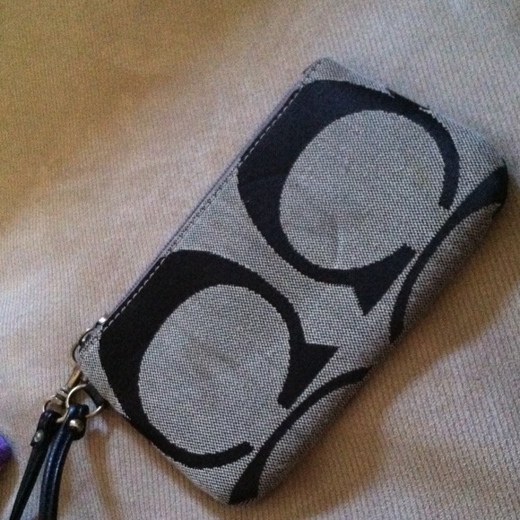 Authentic Coach Purse 👛