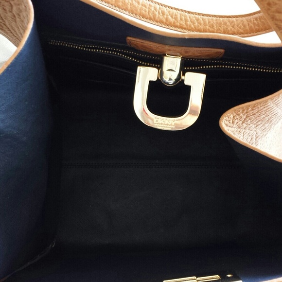 DKNY bag - Picture 3 of 4