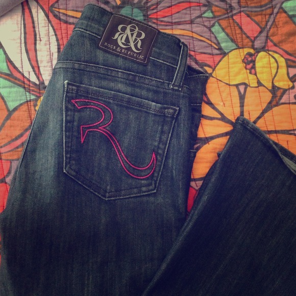 ROCK & REPUBLIC SOFIE JEANS