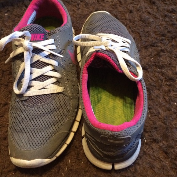 Nike Free Runs