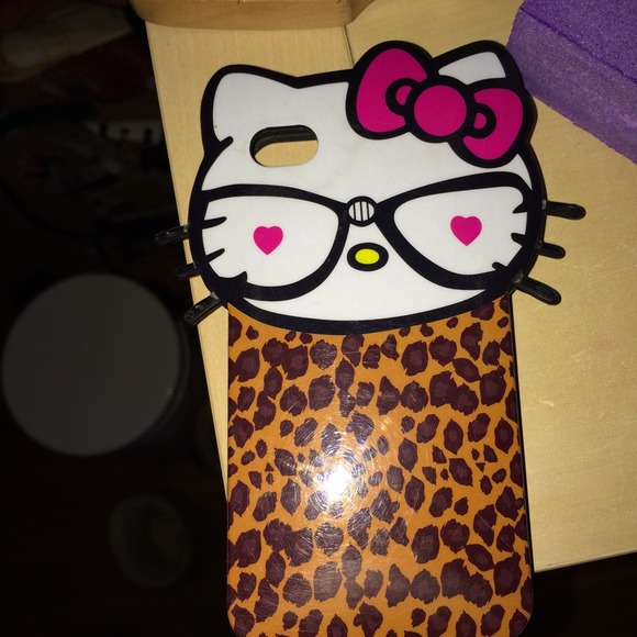 Iphone 4/4s hello kitty case - Picture 1 of 2
