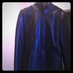 Kenneth Cole 100% leather jacket