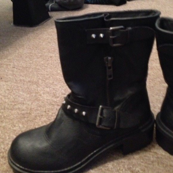 Black boots