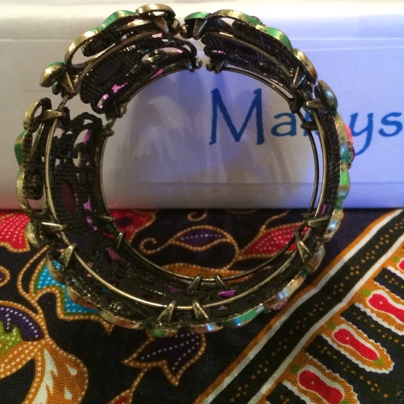 Bangle - Picture 2 of 3