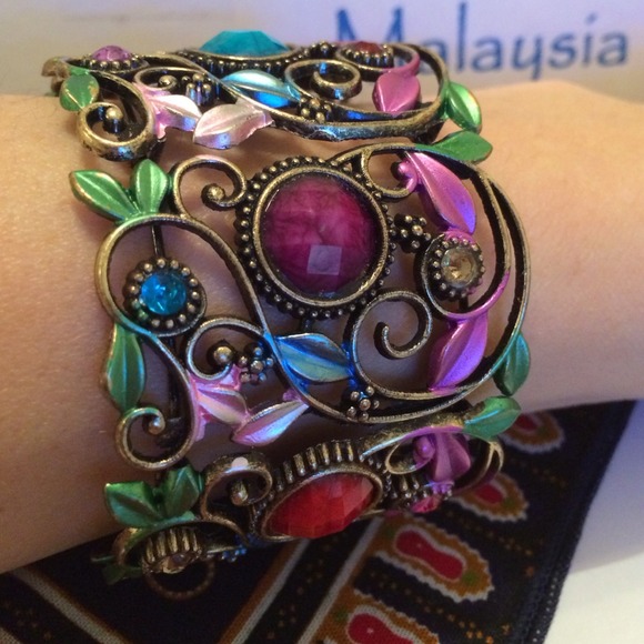 Bangle - Picture 3 of 3