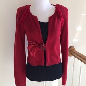 ❗️Reduced❗️Adorable Nanette Lepore Sweater