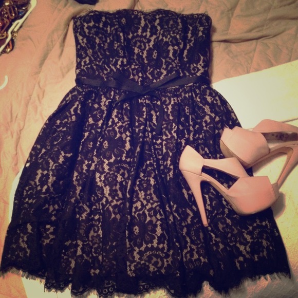 💥REDUCED!! BNWT Black/Nude Party dress sz 10