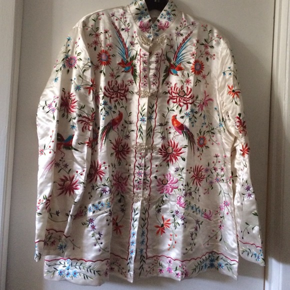 NEW Embroidered toggle jacket. - Picture 2 of 4