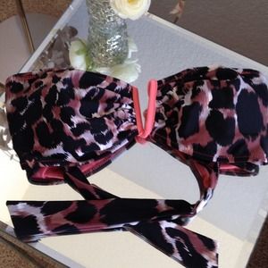 REDUCED! ☀️☀️Leopard bikini