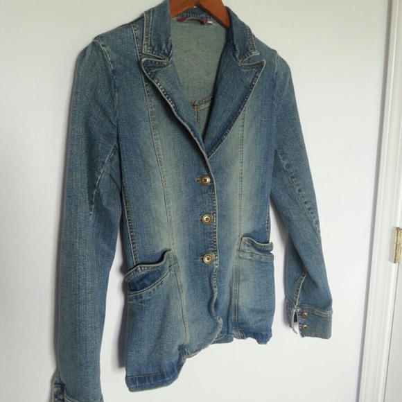Fitted Denim Jacket