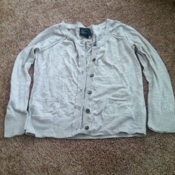 Grey cardigan