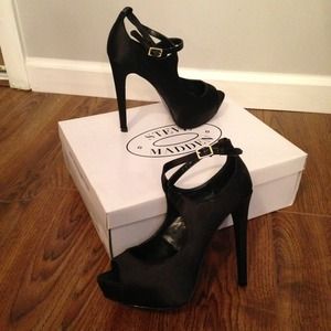 Steve Madden HOTTNESS Black Satin Heels