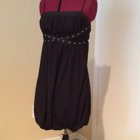 Black minidress bubble hem