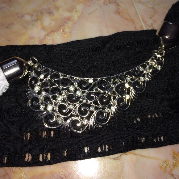 Accessories - Black and white scarf with silver and CZ diamonds