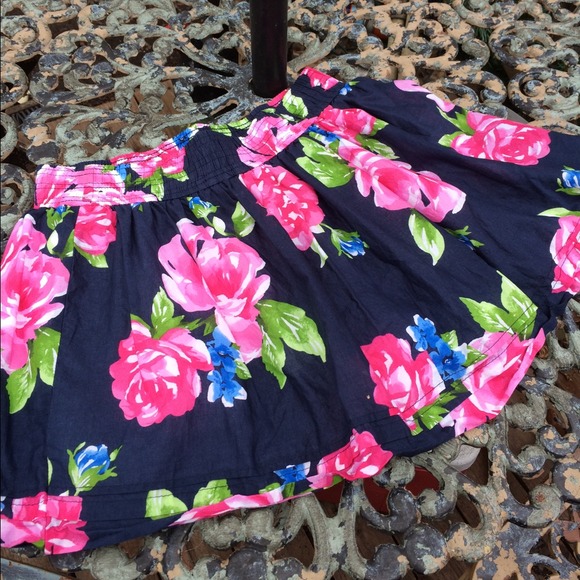 Gully Hicks Floral Mini Skirt - Picture 2 of 3