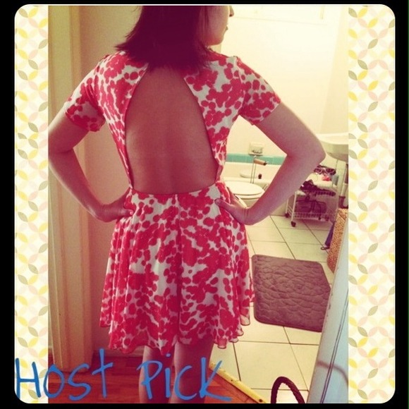 SOLD 🎉Fit N Flare Flirty Open Back Dress - Picture 2 of 2