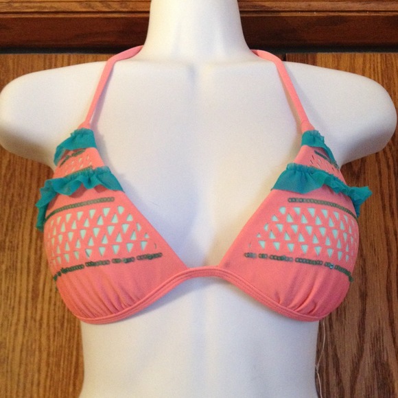 Ruffles and sequin embellished push up bikini - Picture 2 of 4
