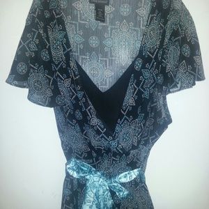 !!$$ SOLD $$!!!Printed Top with detachable belt