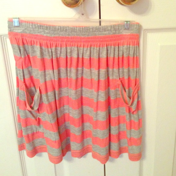 Coral and grey striped skirt