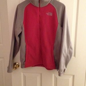 Medium women's north face