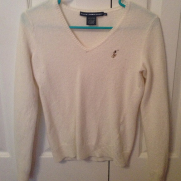 Creme Ralph Lauren Sport sweater!