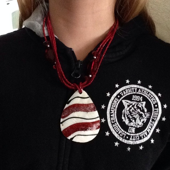 HANDMADE SET BEAD NECKLACE & EARRING