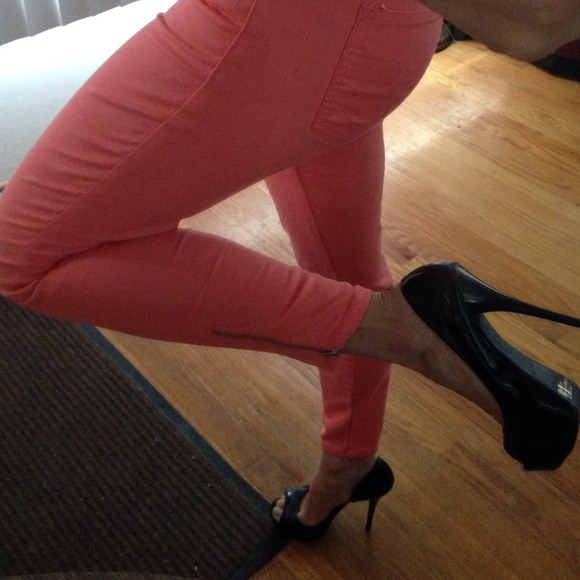 Ankle zip Coral skinny jeans SOLD - Picture 2 of 2