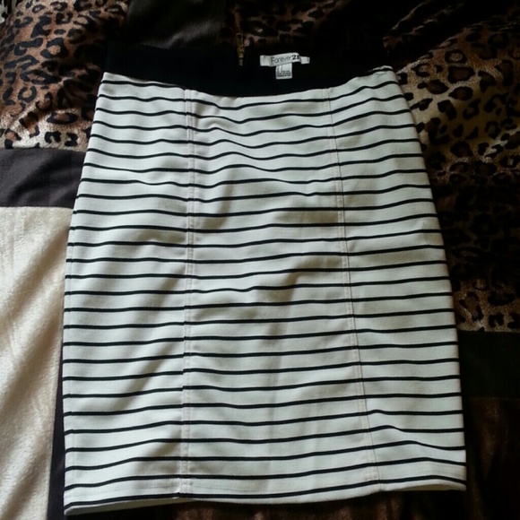 High waisted pencil skirt - Picture 1 of 1
