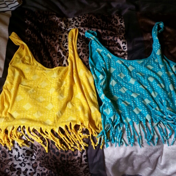Tank tops - Picture 1 of 1