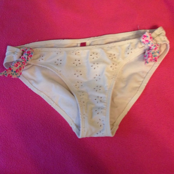 White Lacey bathing suit bottoms
