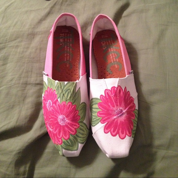 TKCC Handpainted Toms - 9