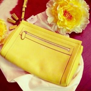 BUNDLE (2) COACH Lemon & TAN Big Clutch Bags