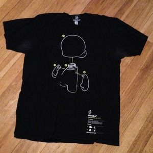 Kid robot shirt used mens size XL