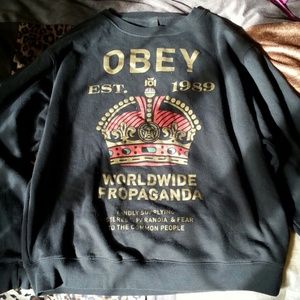 Obey crew neck