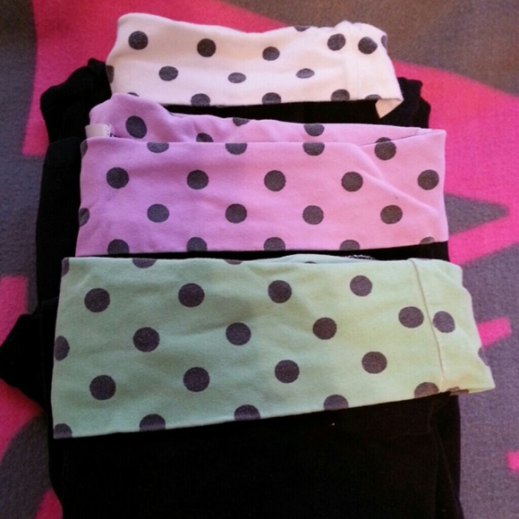 3 pairs of yoga capris