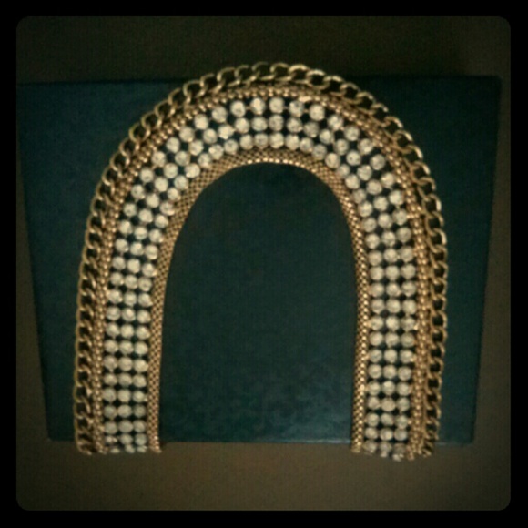 Gold and rhinestone necklace