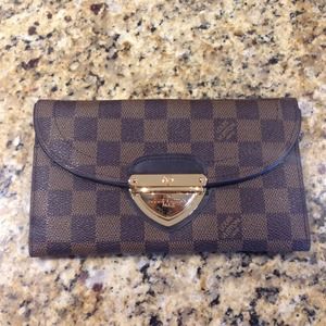 🚫SOLD🚫High Quality LV Damier Eben wallet/clutch