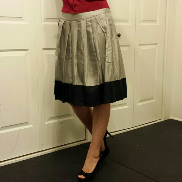 Express Dresses & Skirts - Block color skirt