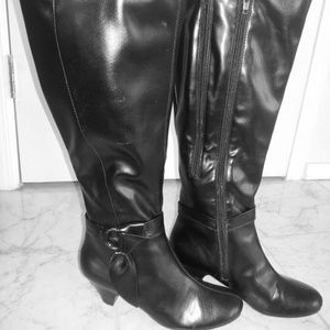 Black Aerosoles Boots 7M