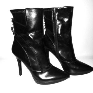 🎉SALE🎉 Black leather boots