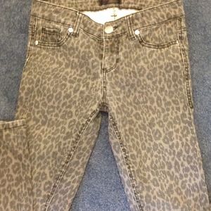 *New Markdown* Grey Leopard Skinny Jeans