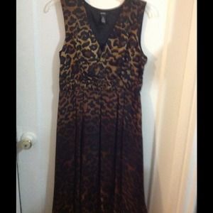 Sleeveless silk dress in leopard dip dye print