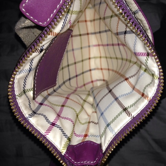 100% Authentic Coach Crossbody - Picture 3 of 3