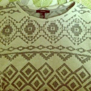 Tribal top