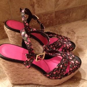 American eagle wedge sandals.
