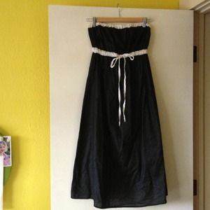 Blk strapless linen dress discounted for summer!