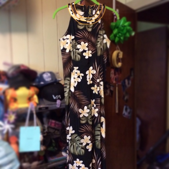 Hawaiian print "maxi" dress.