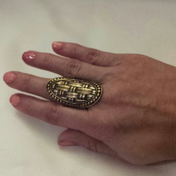Bratz colored ring